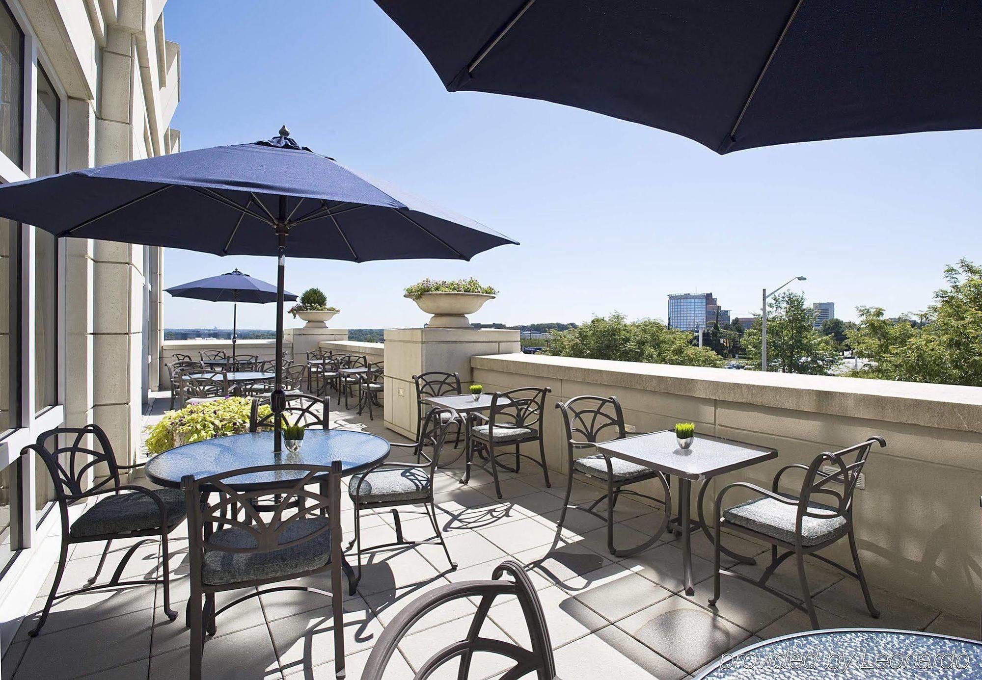 Courtyard By Marriott Tysons Mclean Hotel Tysons Corner Exterior photo